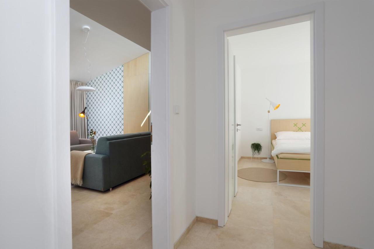Apartmany Omega Lanškroun エクステリア 写真