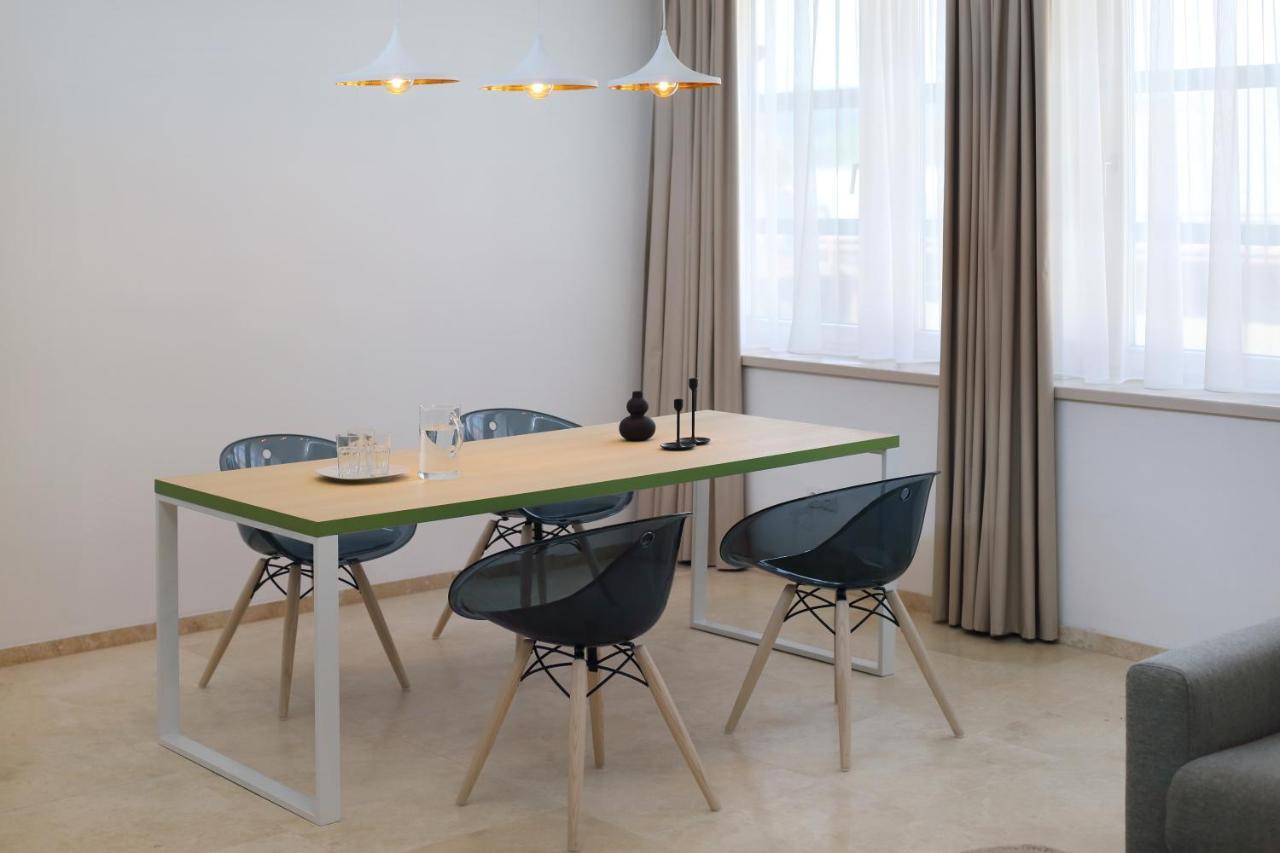 Apartmany Omega Lanškroun エクステリア 写真